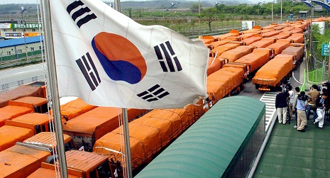 South Korea Eases 5-Year Ban on Aid to North, Allowing Fertilizer Shipment